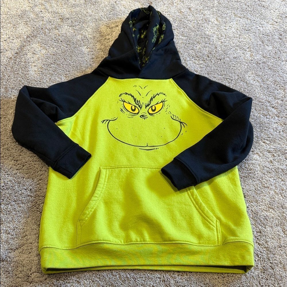 The GRINCH Hoodie! Universal studios size medium very good condition